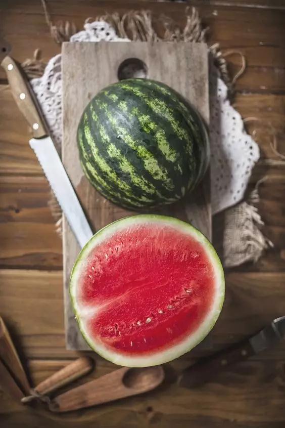 吃娱乐圈的瓜说明什么,娱乐圈瓜中折射的娱乐圈生态