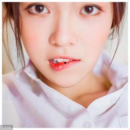 娱乐吃瓜酱送口红视频大全,美妆界的网红新宠