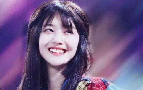 娱乐吃瓜明星头发,揭秘娱乐圈“瓜王”的发型演变史