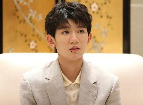 娱乐八卦吃瓜白敬亭,娱乐圈的“吃瓜达人”，揭秘明星幕后故事