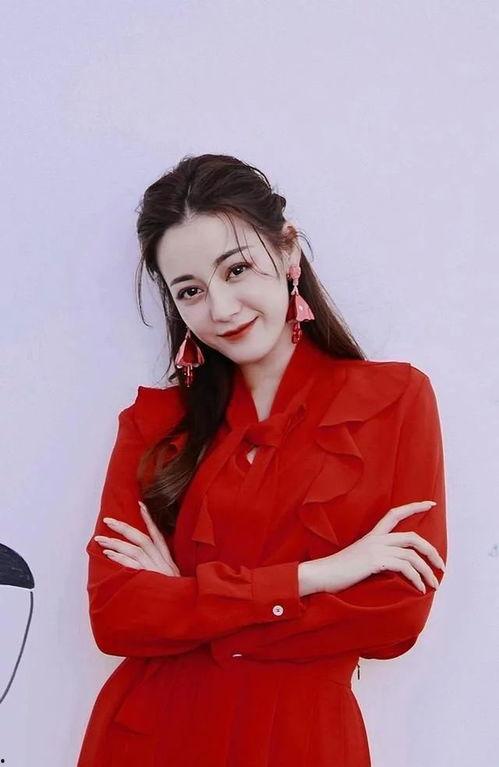 迪丽热巴娱乐吃瓜君,揭秘明星幕后趣事